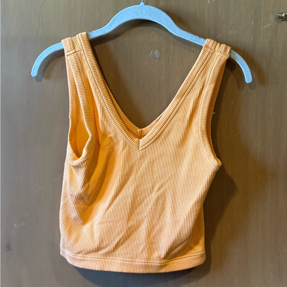 Old Navy Peach Ribbed V-Neck Tank Top